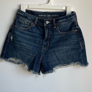 🔴 SOLD 🔴 American Eagle Shorts Distressed Size: 2